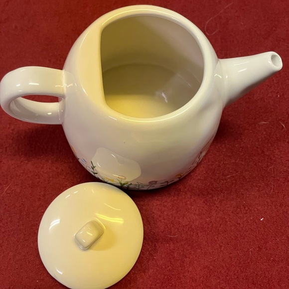 Rae Dunn Teapot - Picture 5 of 5